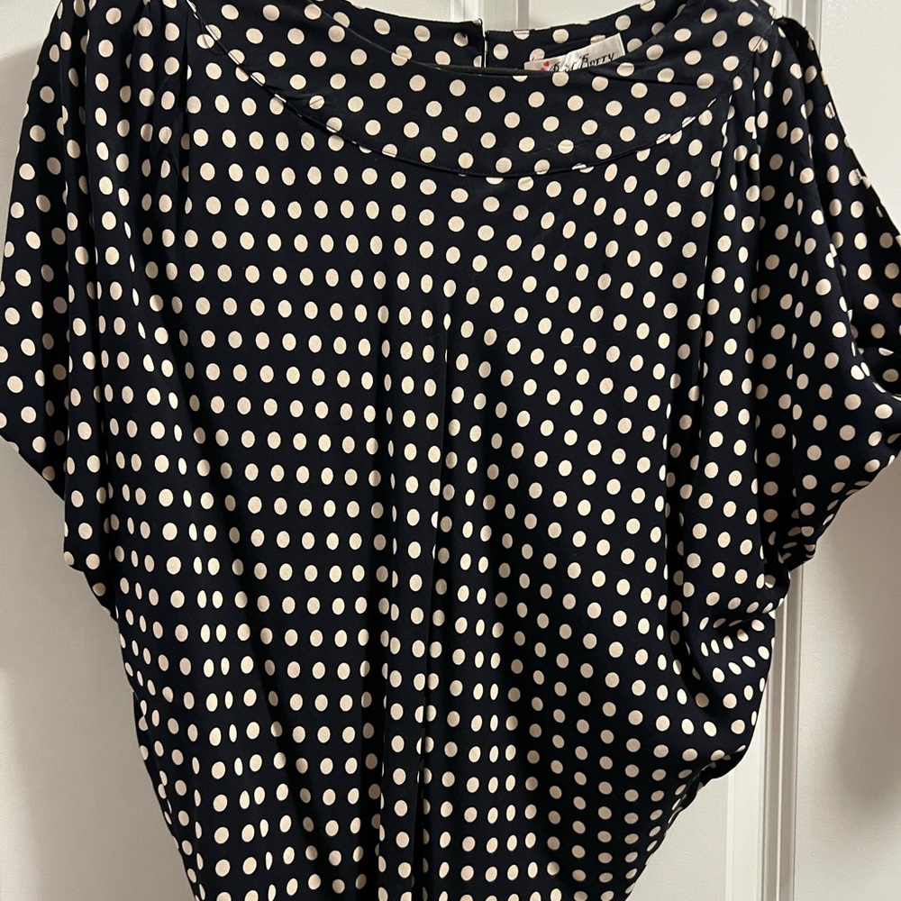 Red Berry Navy & White Polka Dot Blouse w/ Gold Button Up Back. NWT. Size Small.